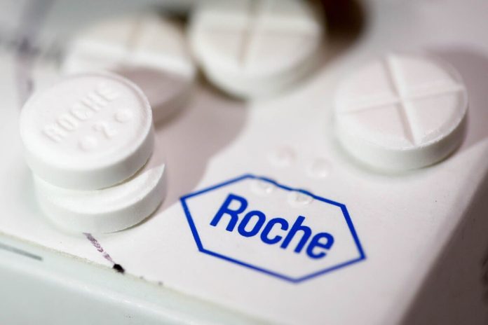 Roche oral drug shown to keep breast cancer at bay, boosting shares