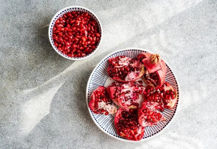 What Happens to Your Blood Sugar When You Eat Pomegranates on an Empty Stomach