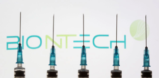 نخستین بیمار کاندیدِ واکسنِ تبخالِ بیونتک را دریافت کرد