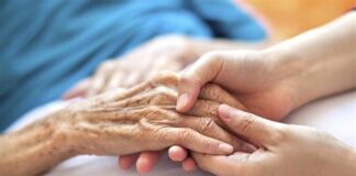 فعالیت ۱۰۵۰ مرکز خدمات سلامت در منزل