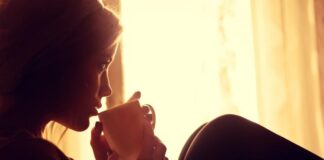 تأثیر مصرف مواد حاوی کافئین در دوران بارداری بر قد کودکان