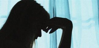 چه عواملی موجب فشار و سنگینی سر و سرگیجه میشود؟