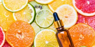 ۱۳ بهترین سِرم آنتیاکسیدان برای صورت در سال ۲۰۲۲