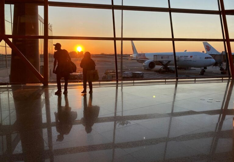 چین/ لغو قوانین قرنطینه کووید برای مسافران ورودی چین/ لغو قوانین قرنطینه کووید برای مسافران ورودی