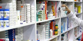 داروخانهها مملو از دارو است