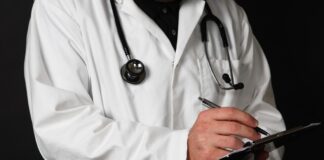 برای پزشکان «معافیت مالیاتی» نداریم