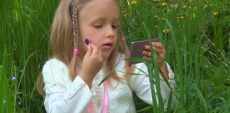 کودکان آمریکایی بهطور بالقوه در معرض خطر لوازم آرایشی سمی قرار میگیرند