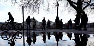 بیش از نیمی از مردم جهان تا سال ۲۰۳۵ دچار اضافهوزن یا چاقی خواهند شد