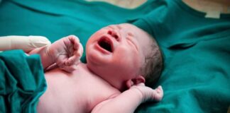 با متخلفین در زمینه سزارینهای غیرضروری برخورد شود