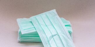 لزوم استفاده از ماسک در اماکن تجمعی