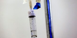 داروسازان بیمارستانی مجبور به سهمیهبندی شدهاند