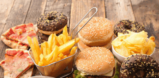 ۵ عادت اشتباهی که سلامت پوست را به خطر میاندازد