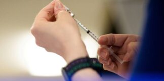 اتحادیه اروپا مجوز استفاده از واکسن کووید۱۹ روزآمد شدۀ فایزر-بیونتک را صادر کرد