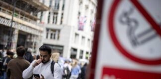 احتمال ممنوعیت مصرف سیگار برای نسلهای آینده در بریتانیا