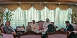 دیدار سفرای امارات و قطر با وزیر بهداشت برای گسترش همکاریها