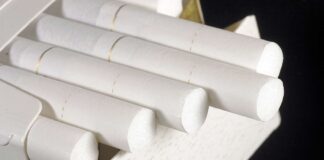 بیش از نیمی از سیگار مصرفی کشور خارجی است