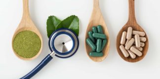 ۸۰درصد جامعه از طب ایرانی استفاده میکنند