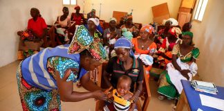 کامرون برنامه واکسیناسیون مالاریا را آغاز کرد