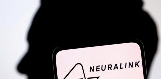 ایلان ماسک: نخستین بیمار انسانی دریافتکننده تراشه مغزی نورالینک قادر به کنترل موس از طریق افکارش است