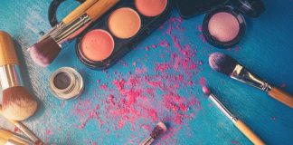 از دست فروشها و زیر پلهایها لوازم آرایشی نخرید