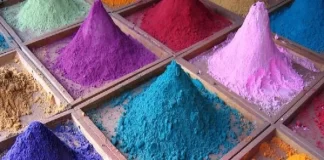 استفاده از رنگهای صنعتی در تولید محصولات غیرمجاز آرایشی