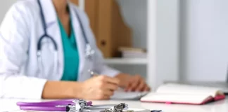 ۴.۸ تریلیون دلار هزینه مراقبتهای بهداشتی در آمریکا در سال ۲۰۲۳ شد