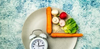 آیا رژیم فستینگ برای همه افراد مناسب است؟