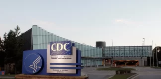 توصیه مشاوران CDC برای واکسیناسیون پنوموکوک در افراد ۵۰ تا ۶۴ ساله