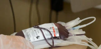 مراکز اهدای خون بدون تعطیلی پذیرای اهداکنندگان خون است