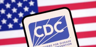 انجمن داروسازان آمریکا با توصیههای جدید واکسیناسیون CDC مخالفت کرد