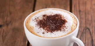 مصرف متعادل قهوه در میانسالی، راز سالمندی سالم زنان؟