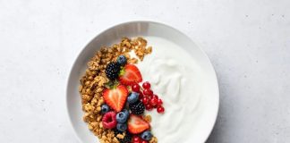 بهترین زمان مصرف ماست برای سلامت روده