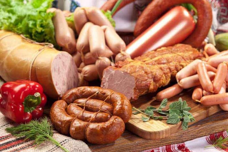 هشدار درباره فعالیت کارگاه‌های زیرزمینی تولید محصولات گوشتی