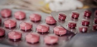 حذف هشدارهای سطح بالای دارویی از داروهای هورمونی یائسگی توسط FDA