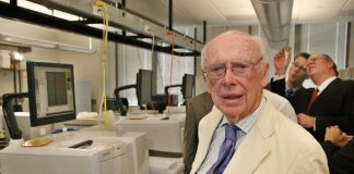 درگذشت جیمز واتسون، کاشف ساختار DNA، در ۹۷ سالگی