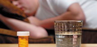 بیخوابی خطرناکتر است یا قرص خواب؟ | برای درمان بیخوابی چه کنیم؟