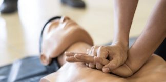 با نصب یک دستگاه هوشمند مترو، کلاس آموزش احیای قلبی شد